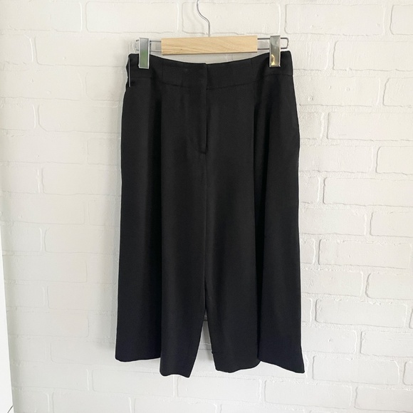 Club Monaco Dress Culotte Trouser pants Crop Bermuda Wide leg Darted Black 00 - Picture 2 of 15